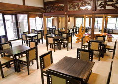 三峯神社 興雲閣