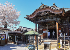 札所十八番 白道山 神門寺